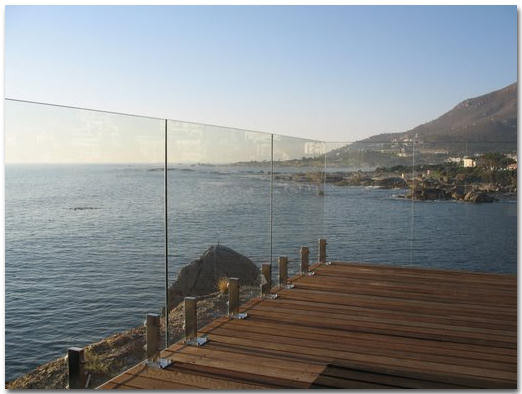 China 1000 x 1170 MM Laminated Railing Glass For Deck  AS2208 Standard supplier