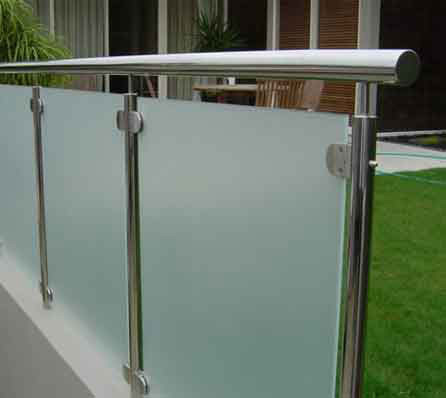 China Frosted Deck Railing Glass Panels , Glass Railings Outdoor Safety supplier